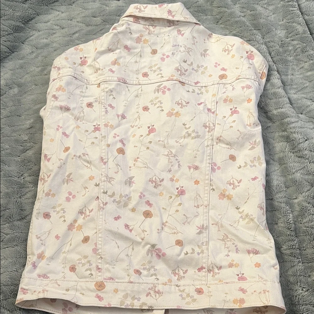 Joe's The Boyfriend Floral Denim Jacket - Picture 13 of 14